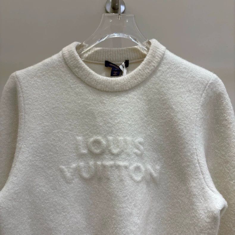 Louis Vuitton Louis Vuitton 25 New Beige 3D Embossed Logo Cashmere Knitt Size US M / EU 48-50 / 2 - 3 Thumbnail