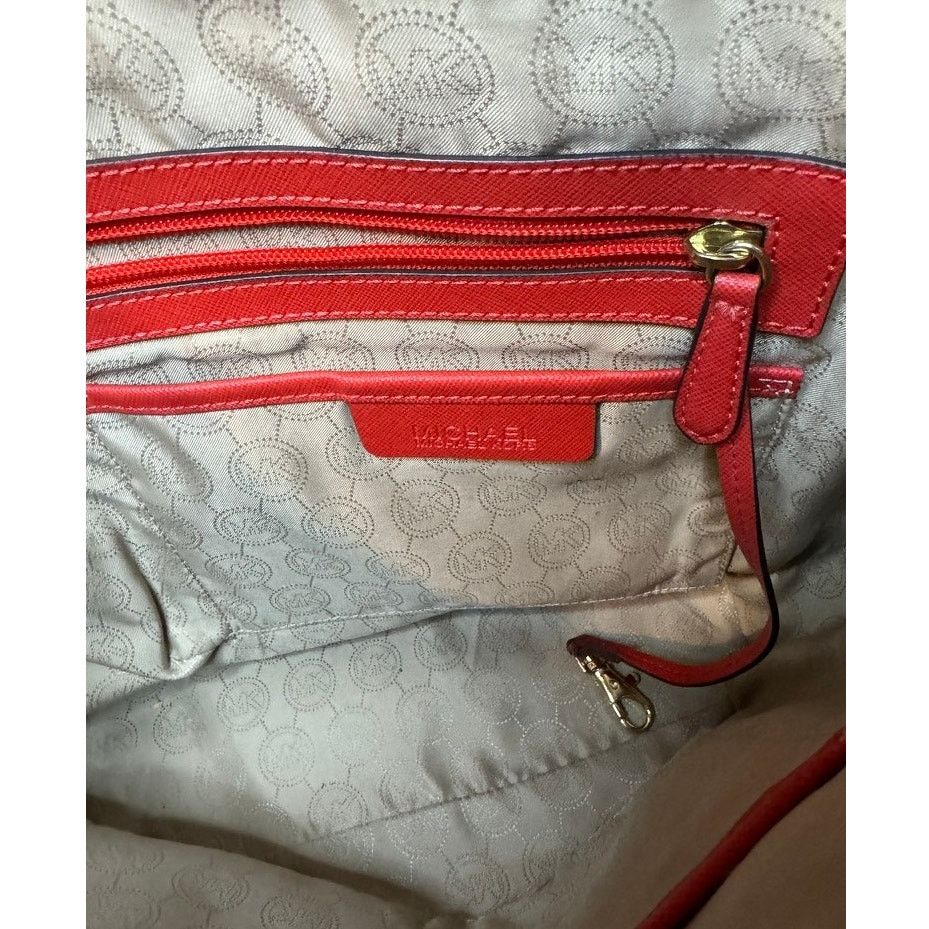Vintage Michael Kors Large Charlotte Tote- Red Size ONE SIZE - 3 Thumbnail