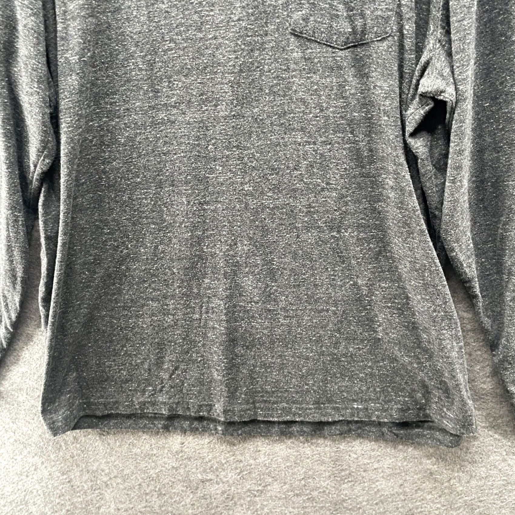 Old Navy Old Navy Soft Wash Pocket Tee Mens XL Gray Heather Long Sleeve T-Shirt Crewneck Size US XL / EU 56 / 4 - 4 Thumbnail