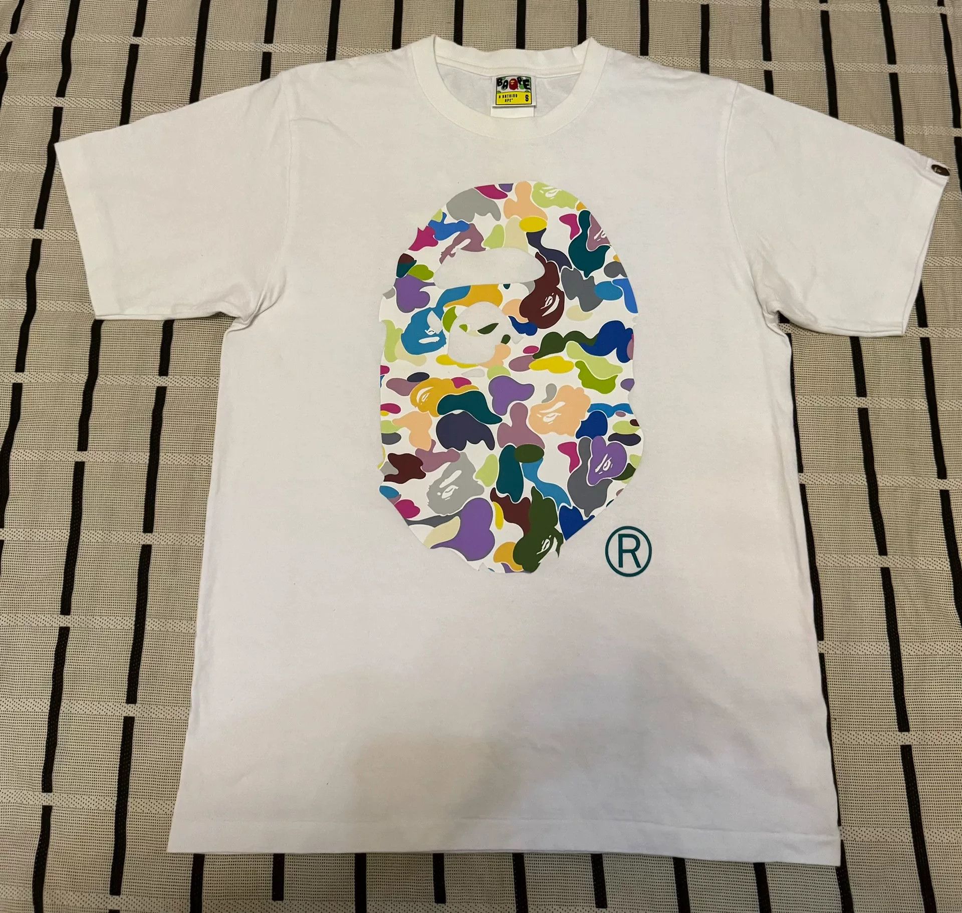 Bape Bape Camo Ape Head Gold T-Shirt S Men Size US S / EU 44-46 / 1 - 1 Thumbnail