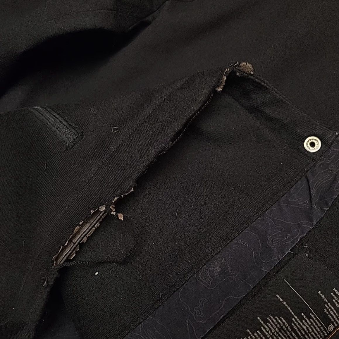 Icebreaker Icebreaker Jacket Men 2XL Black Wool Bomber Outdoor Casual Distressed Legacy READ Size US XXL / EU 58 / 5 - 6 Thumbnail