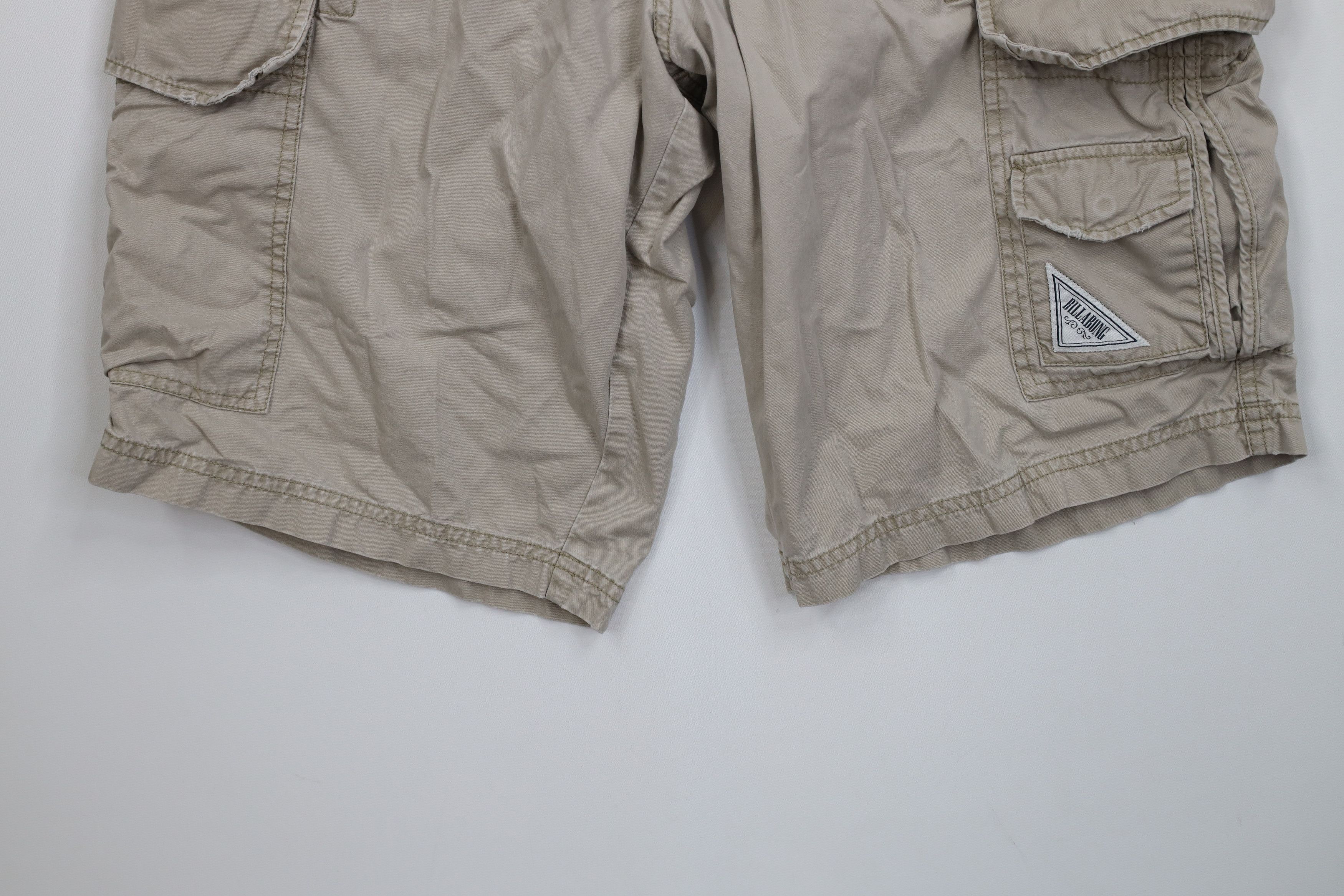 Billabong Vintage Y2K Billabong Surfing Spell Out Cargo Shorts Beige Size US 32 / EU 48 - 4 Thumbnail