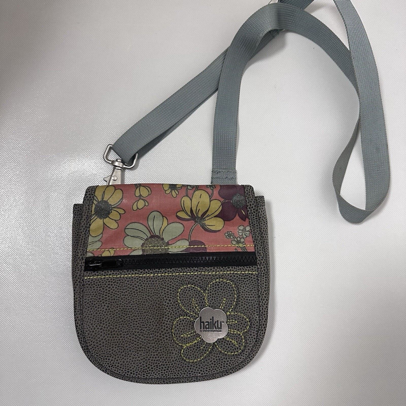 Other Haiku Vegan Pebbled Crossbody Purse Strap Floral Fold Over Size ONE SIZE - 1 Thumbnail