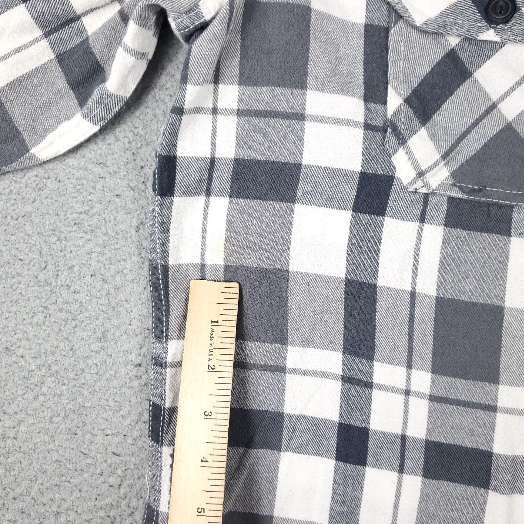 American Eagle Outfitters American Eagle Shirt Mens XL Gray Plaid Outdoors Button Up Long Sleeve Size US XL / EU 56 / 4 - 4 Thumbnail