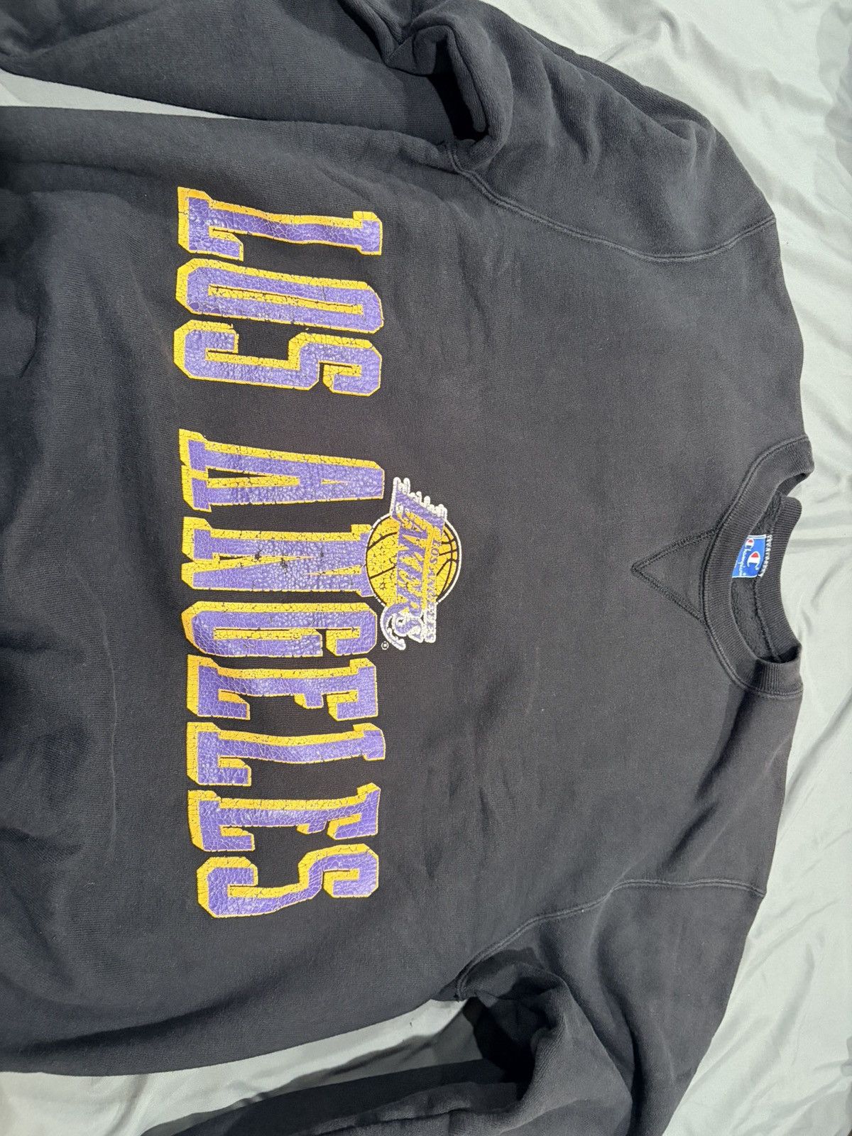 Champion Vintage Lakers Champion Sweatshirt XL Size US XL / EU 56 / 4 - 2 Thumbnail