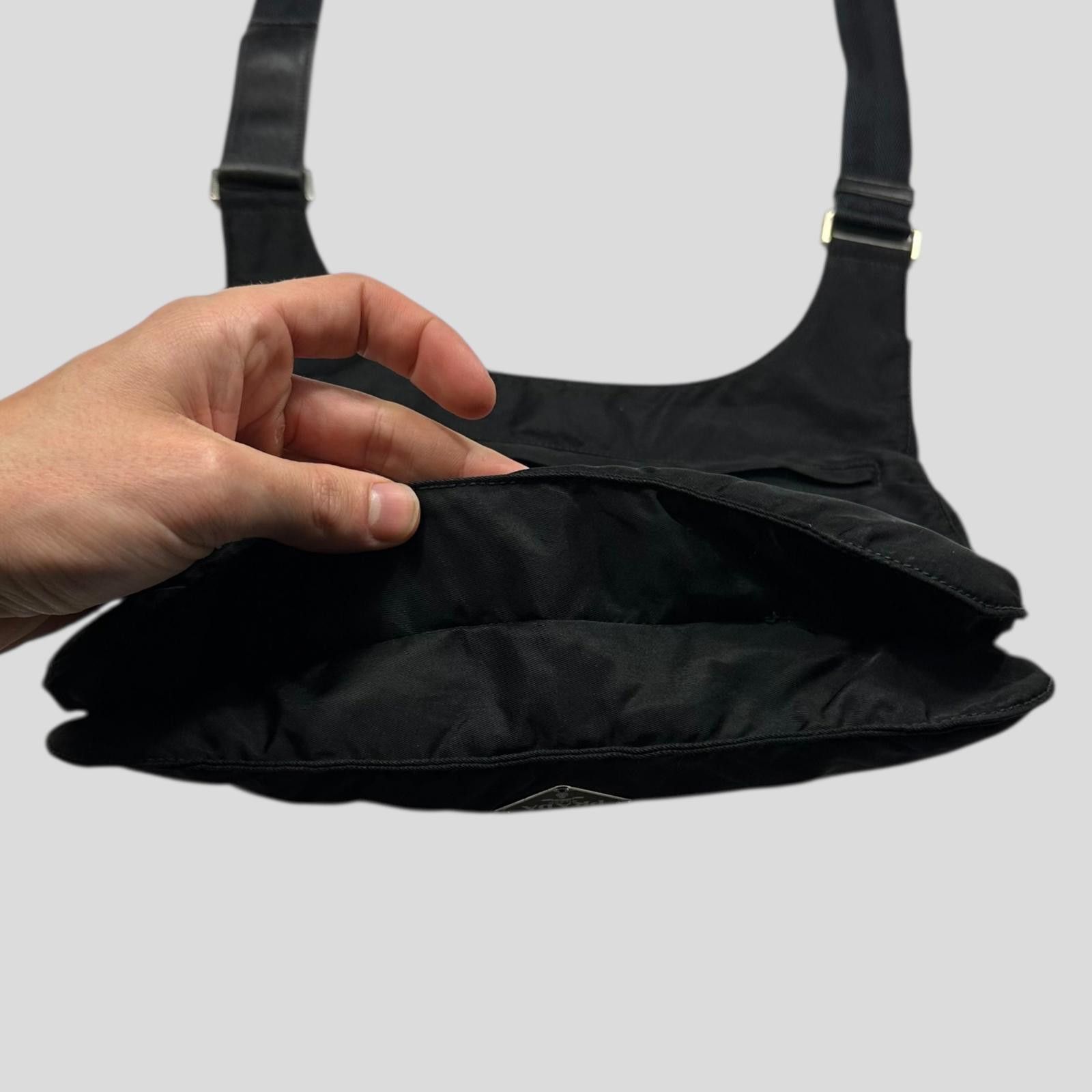 Prada Prada Milano 00’s Nylon 3D Multipocket Crossbody Bag Size ONE SIZE - 4 Thumbnail