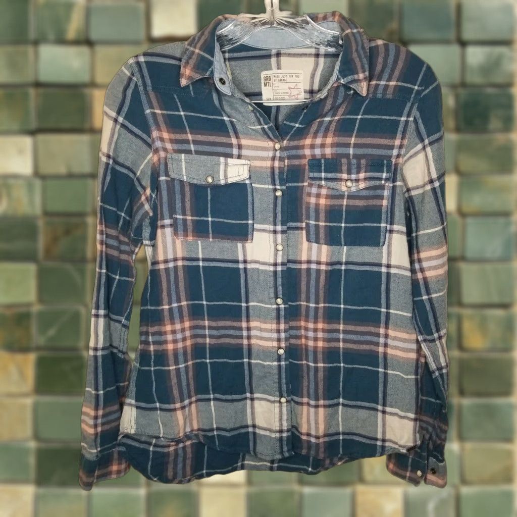 Garage Garage Women's Blue Plaid Long Sleeve Snap Button-Up Shirt Size Small Size S / US 4 / IT 40 - 1 Thumbnail