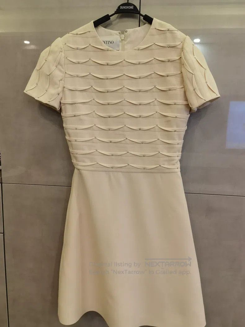 Valentino Valentino Milky white dress Size XS / US 0-2 / IT 36-38 - 1 Thumbnail
