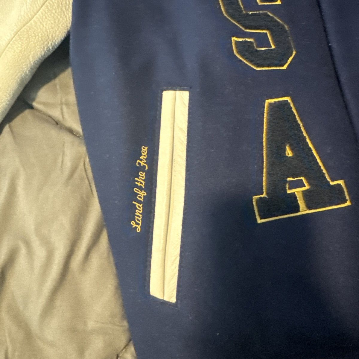 Nike Rare Nike Destroyer Varsity Jacket 1992 Dream Team Sample Size US L / EU 52-54 / 3 - 6 Thumbnail