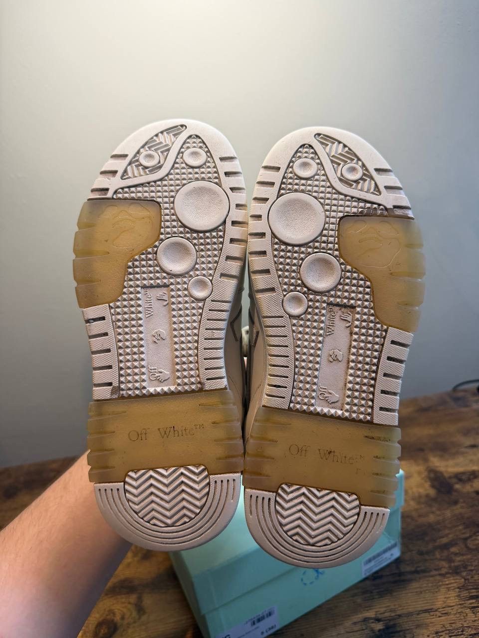 Off-White Off-White Out Of Office “For Walking” White/Graffiti Size US 8 / IT 38 - 2 Thumbnail