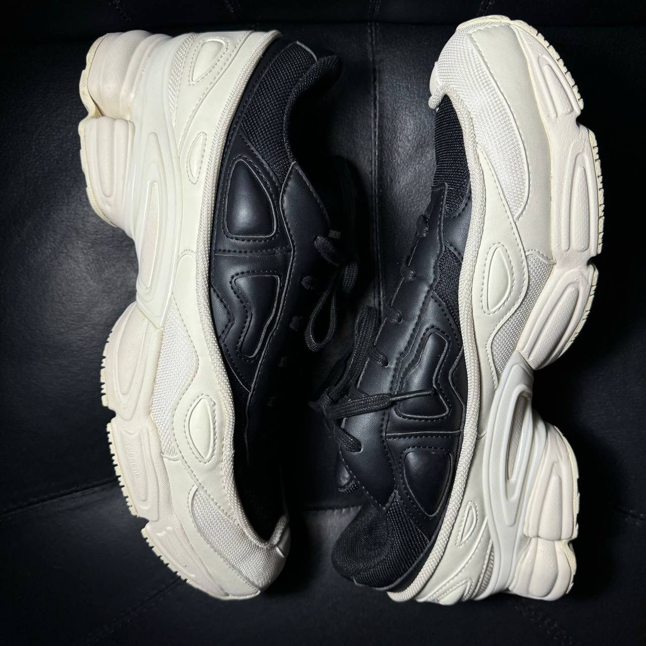 Adidas × Raf Simons adidas raf simons ozweego Size US 12 / EU 45 - 4 Thumbnail