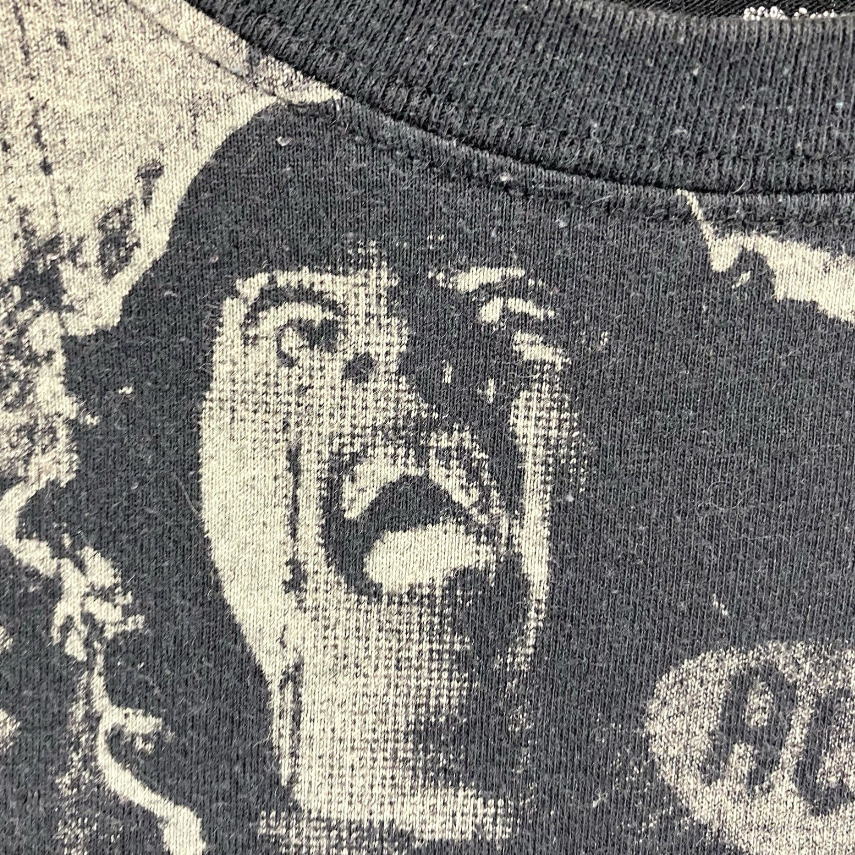 Vintage AC/DC T Shirt Mens 2XL Black Short Sleeve Crew Neck Graphic Print All Over Print 70s Vibes Retro Music Shirt Mens Size US XXL / EU 58 / 5 - 4 Thumbnail