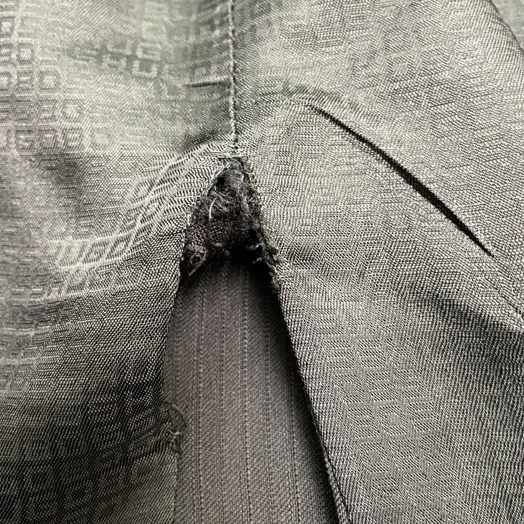 HUGO BOSS Blazer Men 46R Wool Italian Guabello Super 120 Striped Notch Lapel Double-Vented 2-Button Black Formal Suit Jacket