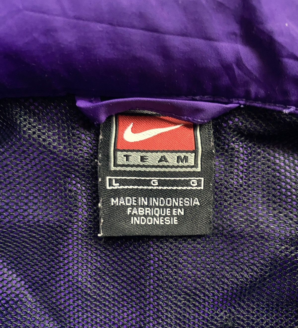 Nike Vest Nike Team sportswear retro 90’s 👾🏴‍☠️ Size US L / EU 52-54 / 3 - 7 Thumbnail