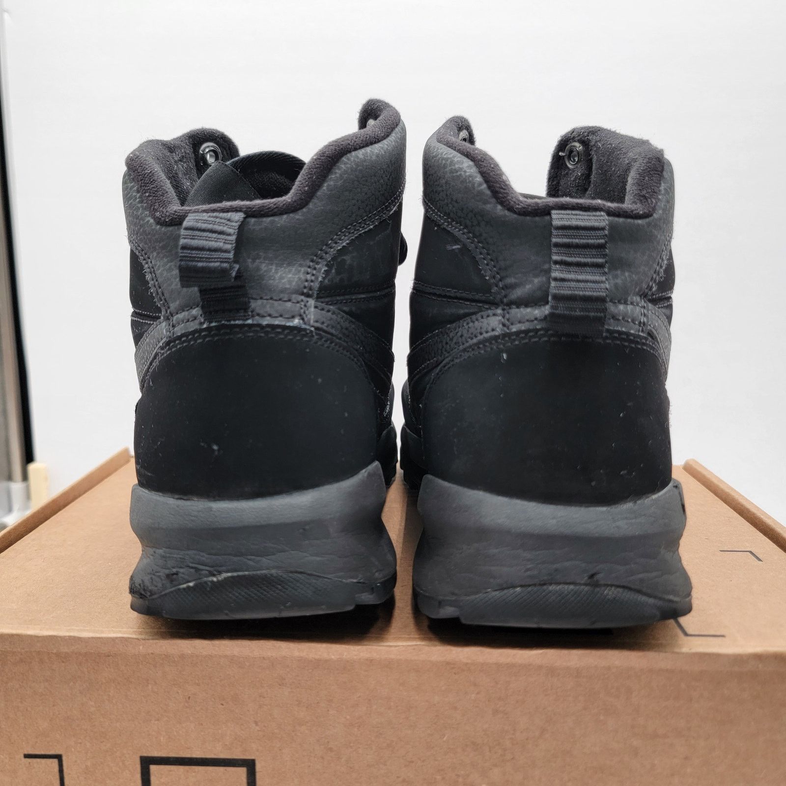 Nike Nike Manoadome 'Triple Black' Mens Sz 9.5 844358 003 (181) Size US 9.5 / EU 42-43 - 4 Thumbnail