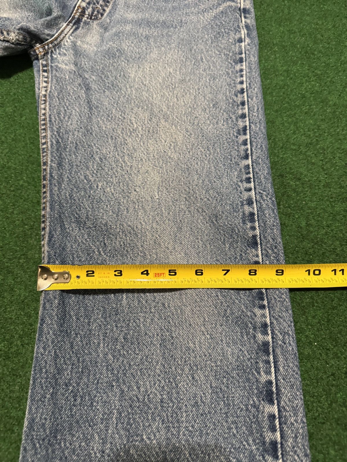 Levi's Vintage Clothing Vintage 90s Levi’s 505 Light Wash Distressed 32x34 Jeans Size US 32 / EU 48 - 9 Thumbnail