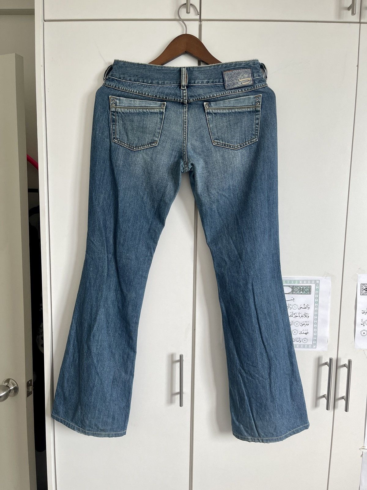 Diesel VINTAGE FLARED DIESEL MADE IN ITALY SIZE 28X31 Size 28" / US 6 / IT 42 - 8 Thumbnail