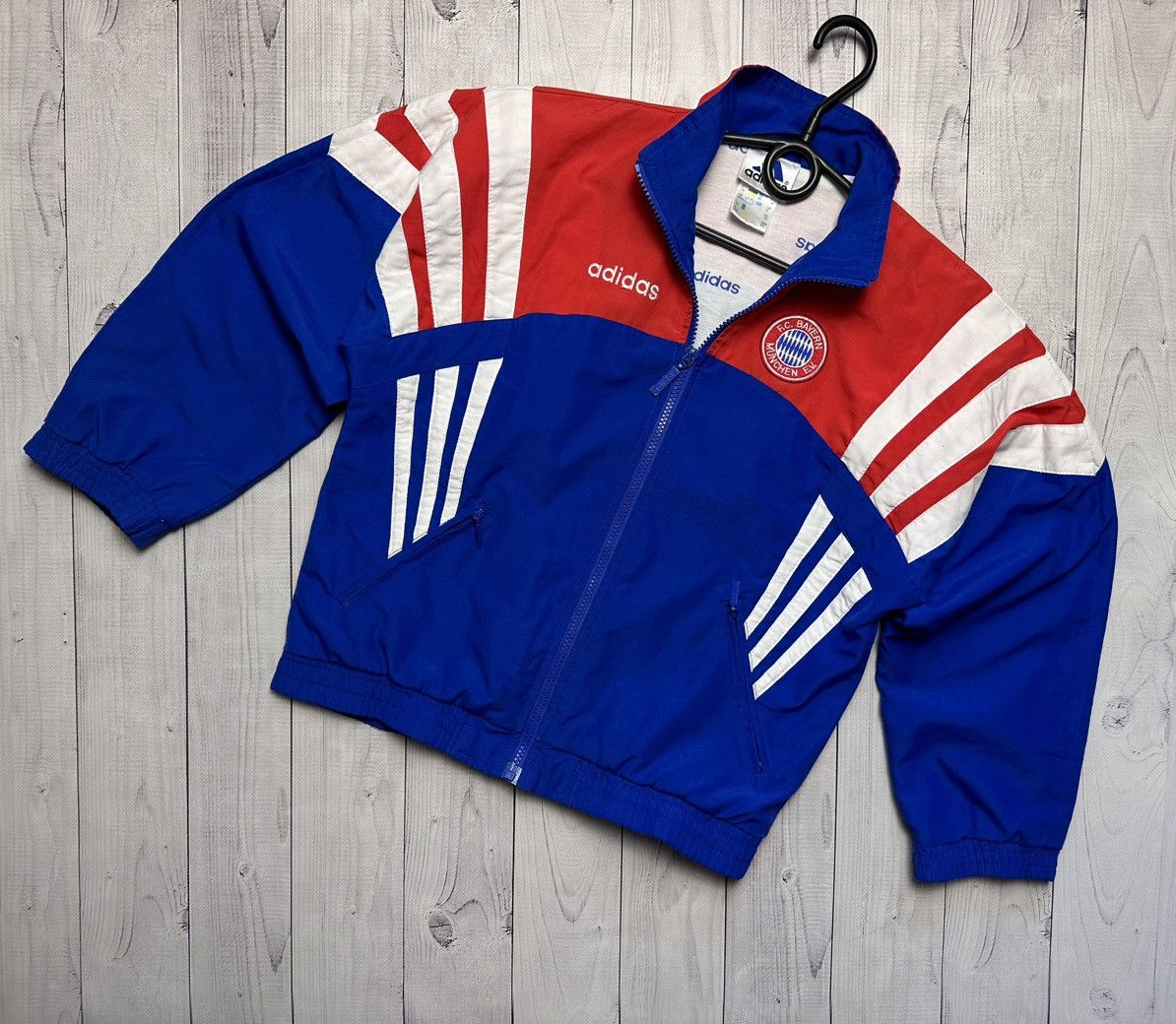 Vintage Bayern Munich soccer jacket size Kids S