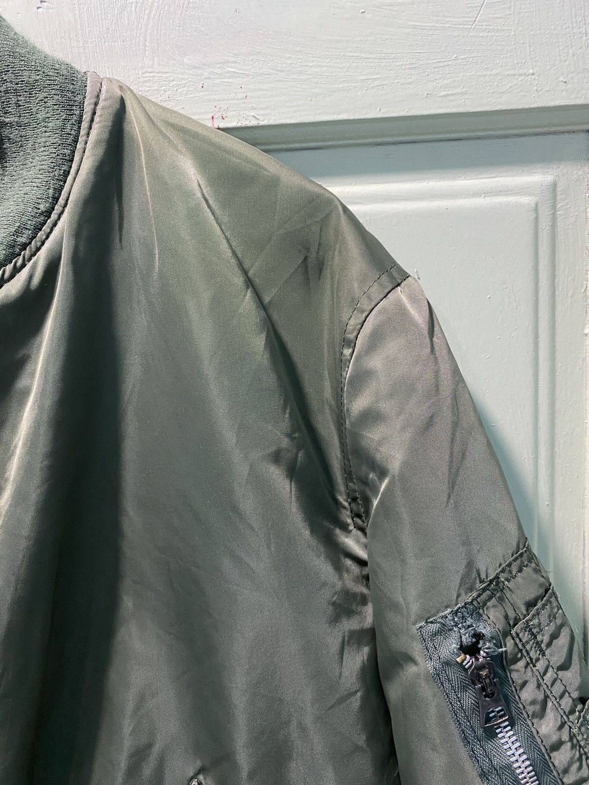 Alpha Industries Vintage 80s Alpha Industries Ma-1 Bomber Jacket Olive Green Size US L / EU 52-54 / 3 - 4 Thumbnail