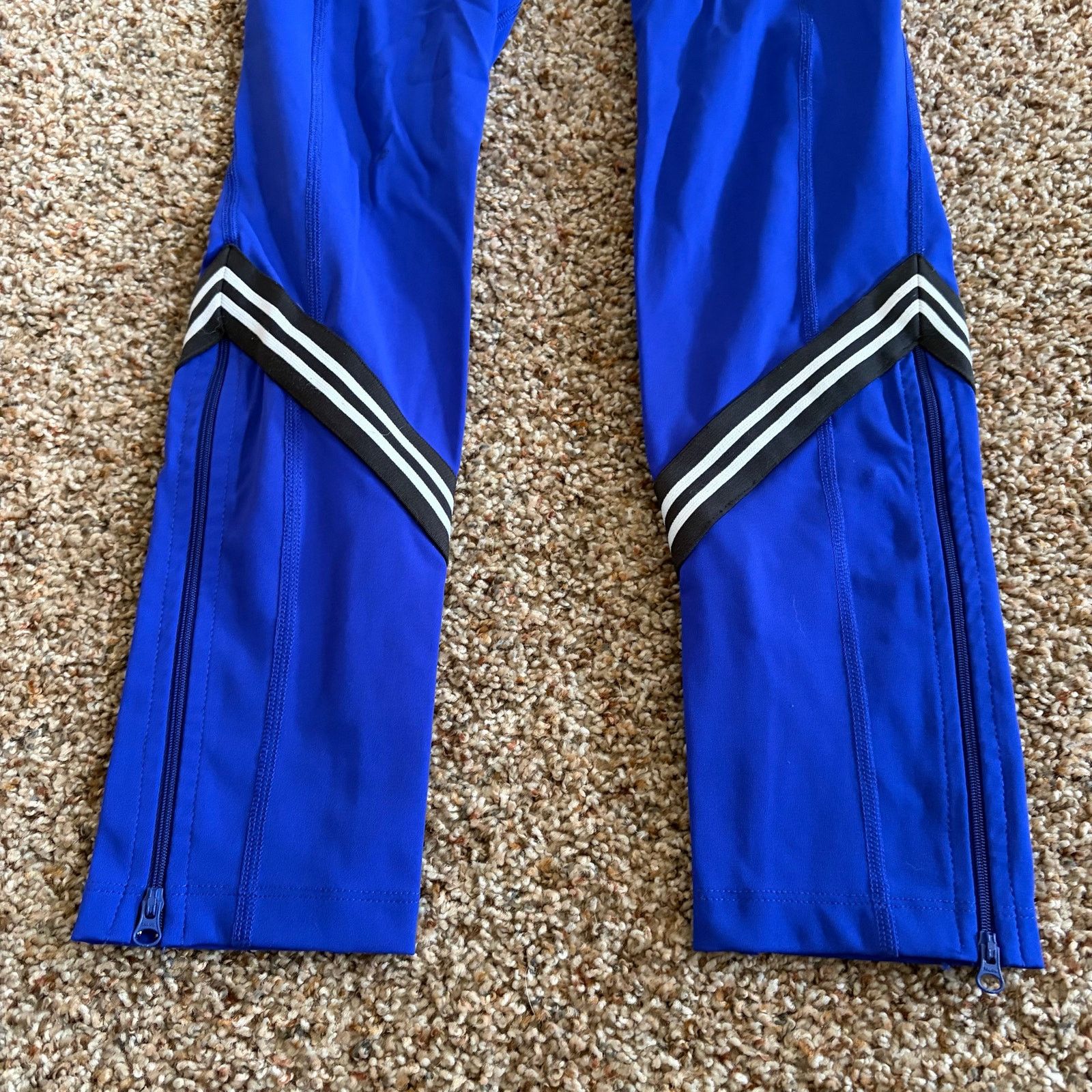 Free People Free People Movement Zephyr Leggings Cobalt Blue Size SMALL Size 26" / US 2 / IT 38 - 3 Thumbnail