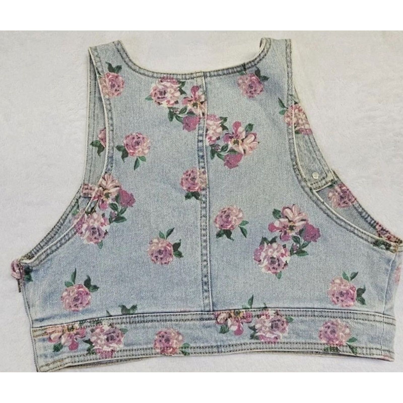 Vintage Wild Fable Women’s Floral Denim Bustier Crop Top Tank Light Wash Blue M Bralette / Boho Festival 90s V-Neck Sleeveless Cropped Casual Womens Size M / US 6-8 / IT 42-44 - 7 Thumbnail