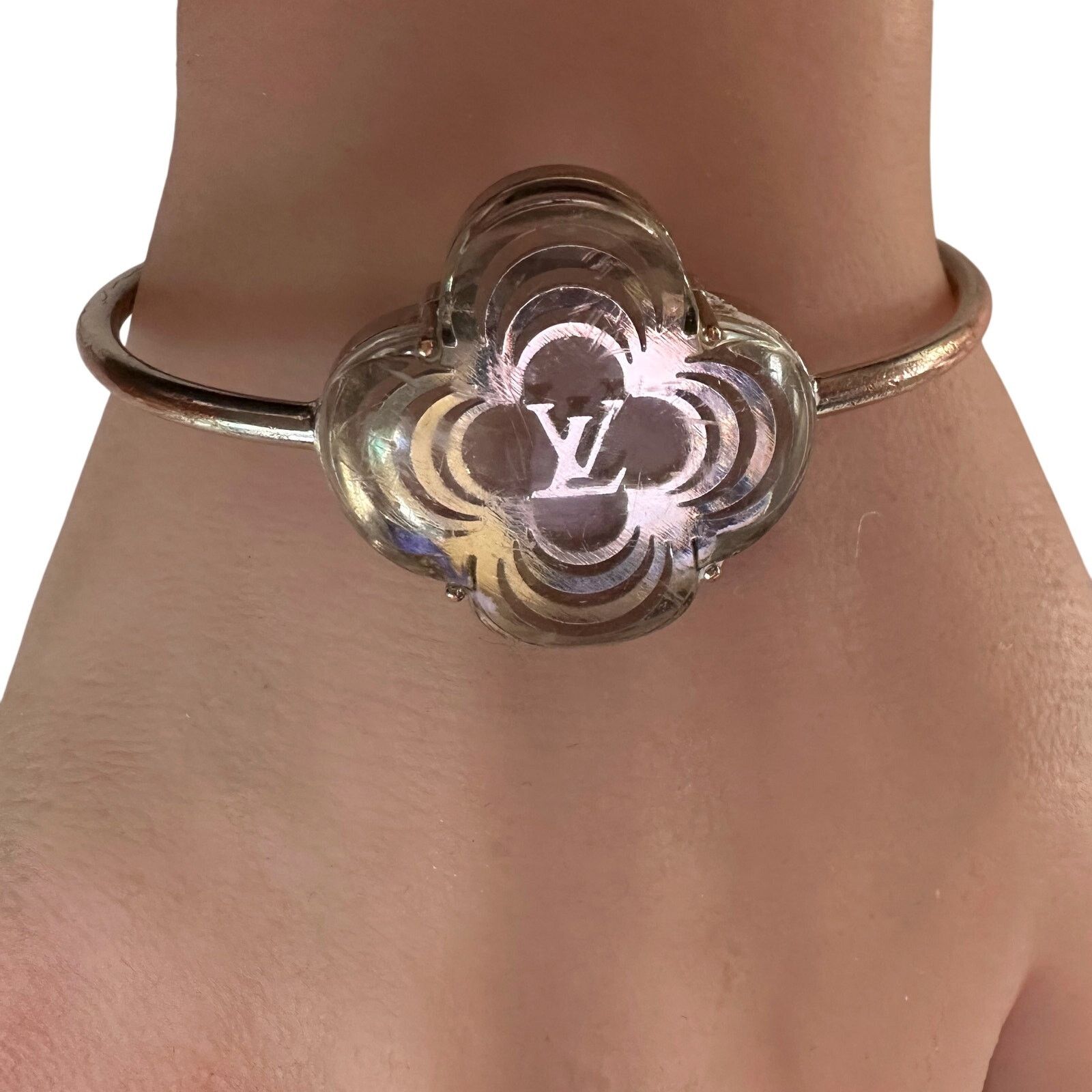 Louis Vuitton Louis Vuitton AlaFiorie Silver Bangle Bracelet Size ONE SIZE - 2 Thumbnail