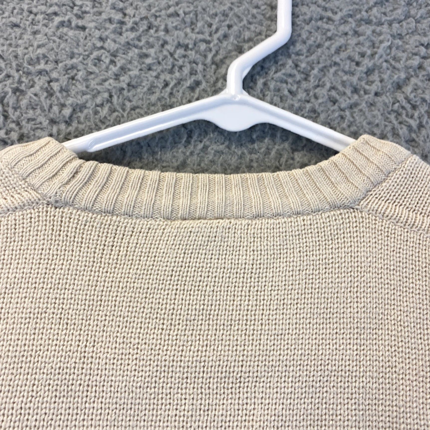 Gap Gap Sweater Mens Medium Beige Pullover Knit Crew Neck Cotton Blend Classic Modern Autumn Winter Casual, Regular Fit Mens 72-31 Size US M / EU 48-50 / 2 - 7 Thumbnail