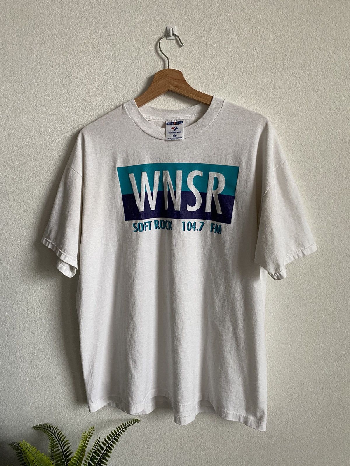 Band Tees Vintage 00s Rock Radio Station Tee Size US XL / EU 56 / 4 - 2 Thumbnail