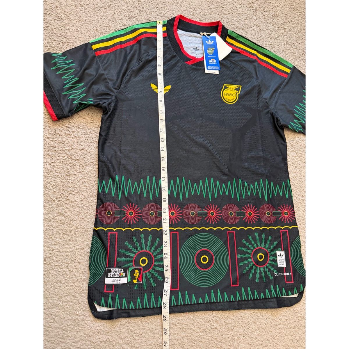 Adidas JAMAICA 26 X BOB MARLEY AWAY AUTHENTIC JERSEY Size US M / EU 48-50 / 2 - 15 Thumbnail