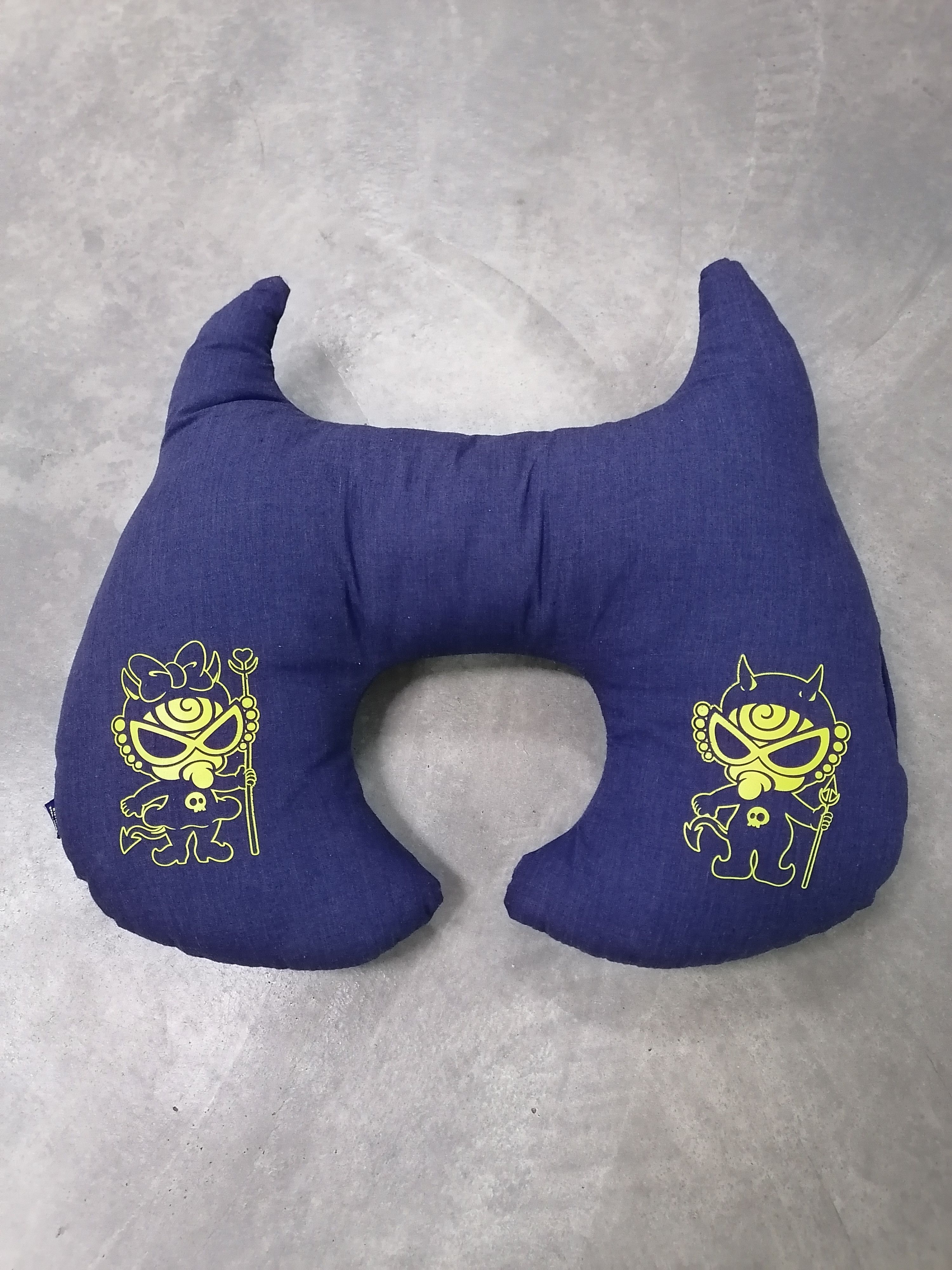 Hysteric Glamour × Japanese Brand Very Rare Hysteric Glamour Space Tours Neck Pillow Size ONE SIZE - 2 Thumbnail