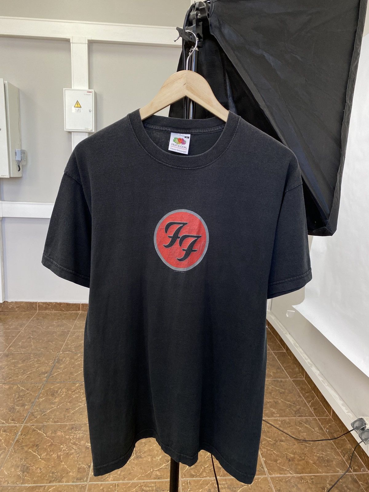 Fruit Of The Loom Vintage 2000 Foo Fighters Tour T-shirt Rare Retro Hype Y2K Size US M / EU 48-50 / 2 - 1 Thumbnail