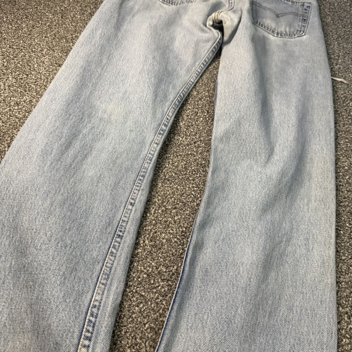 Levi's Vintage Clothing 🔥🇺🇸 Vintage 90s Levis 501 Super Distressed Faded Denim Size US 30 / EU 46 - 3 Thumbnail