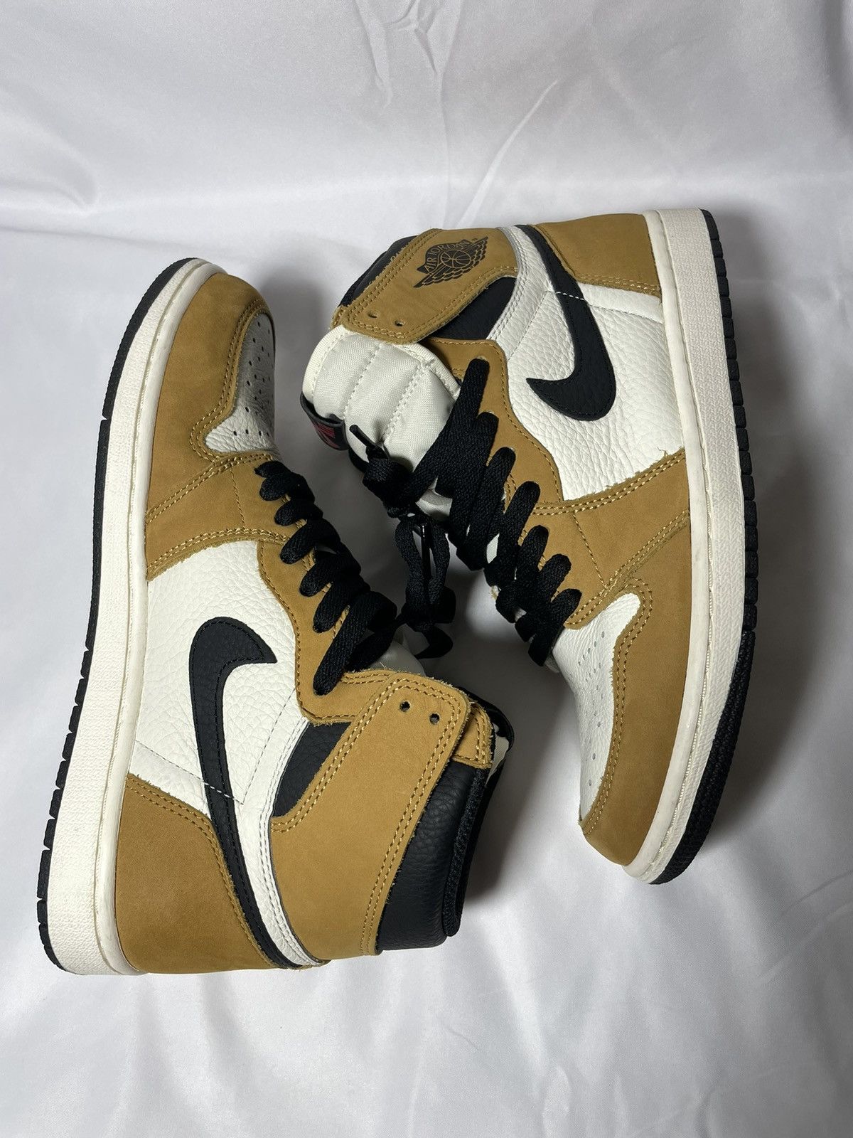 Jordan Brand × Nike Nike Air Jordan 1 Retro High OG Rookie of Year 2018 Size 8 Size US 8 / EU 41 - 1 Thumbnail