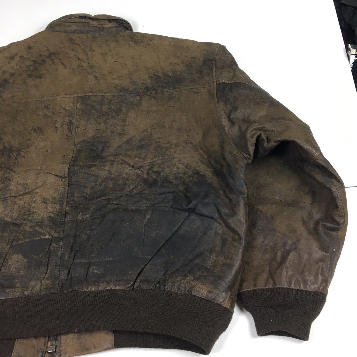 Genuine Leather Vintage Tobruk Distressed Leather Bomber Jacket Size US L / EU 52-54 / 3 - 9 Thumbnail