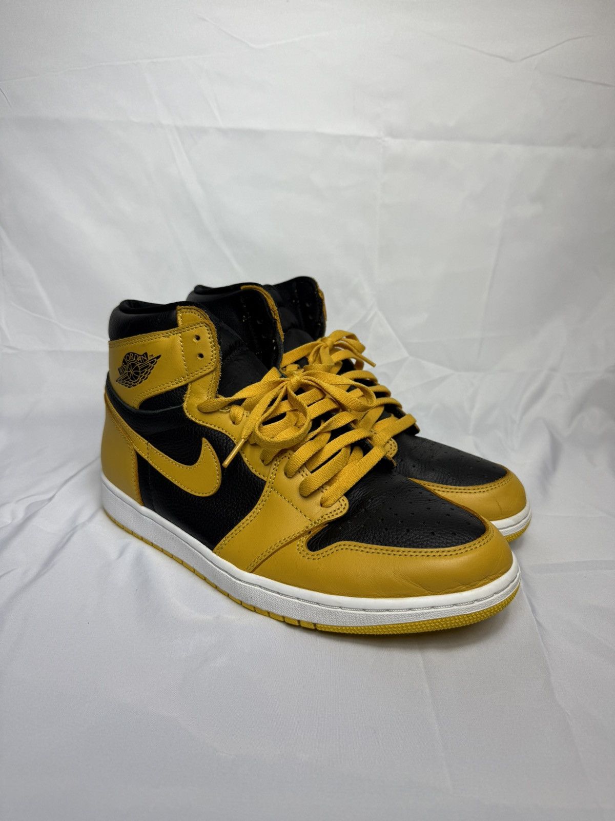 Nike Air Jordan 1 OG High “Pollen” Size US 13 / EU 46 - 7 Thumbnail