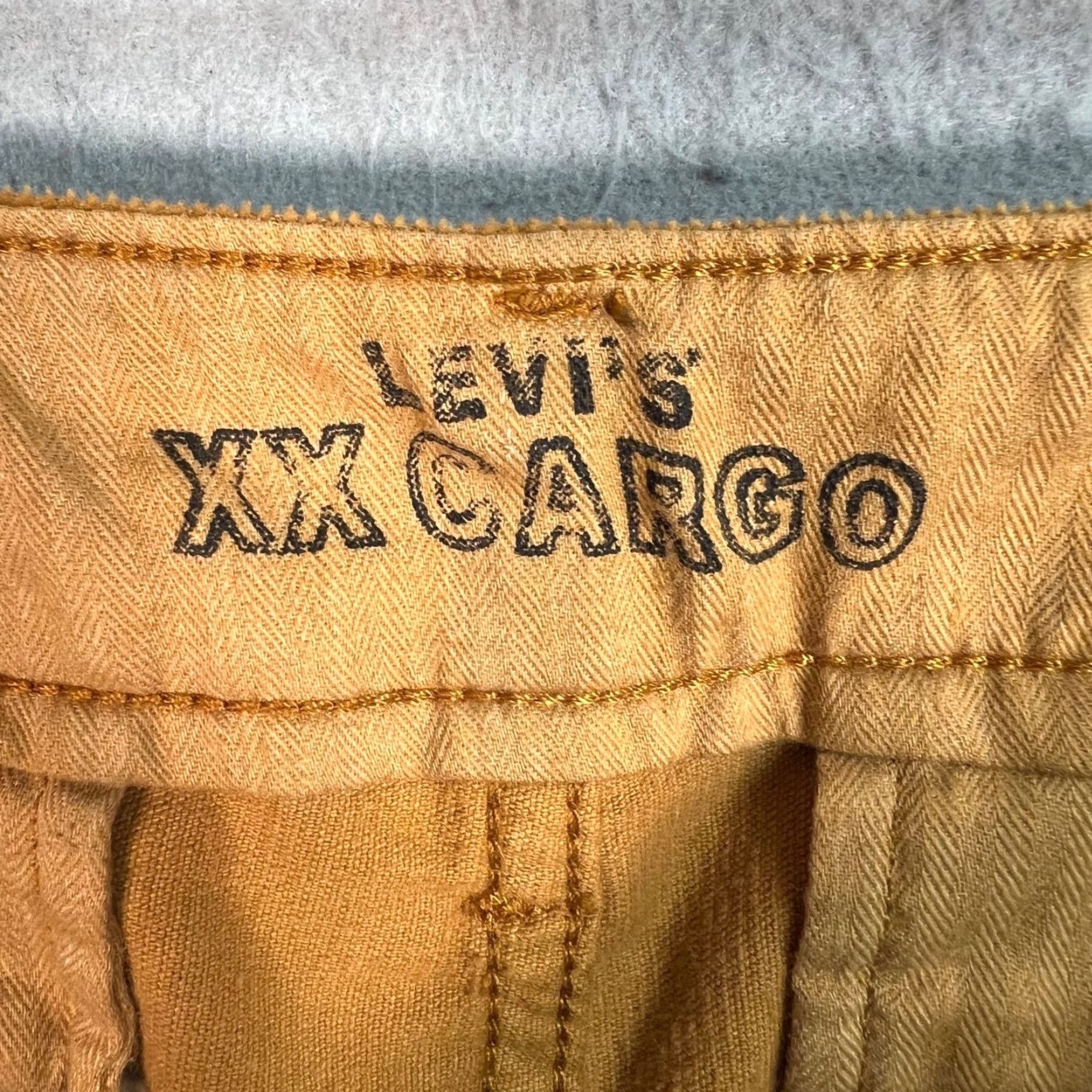 Levi's VINTAGE Levi's XX Mens 29x32 Cargo Tapered Corduroy Pants Mustard Brown Cargo Pants Mens 29 Brown 90s? Size US 29 - 3 Thumbnail