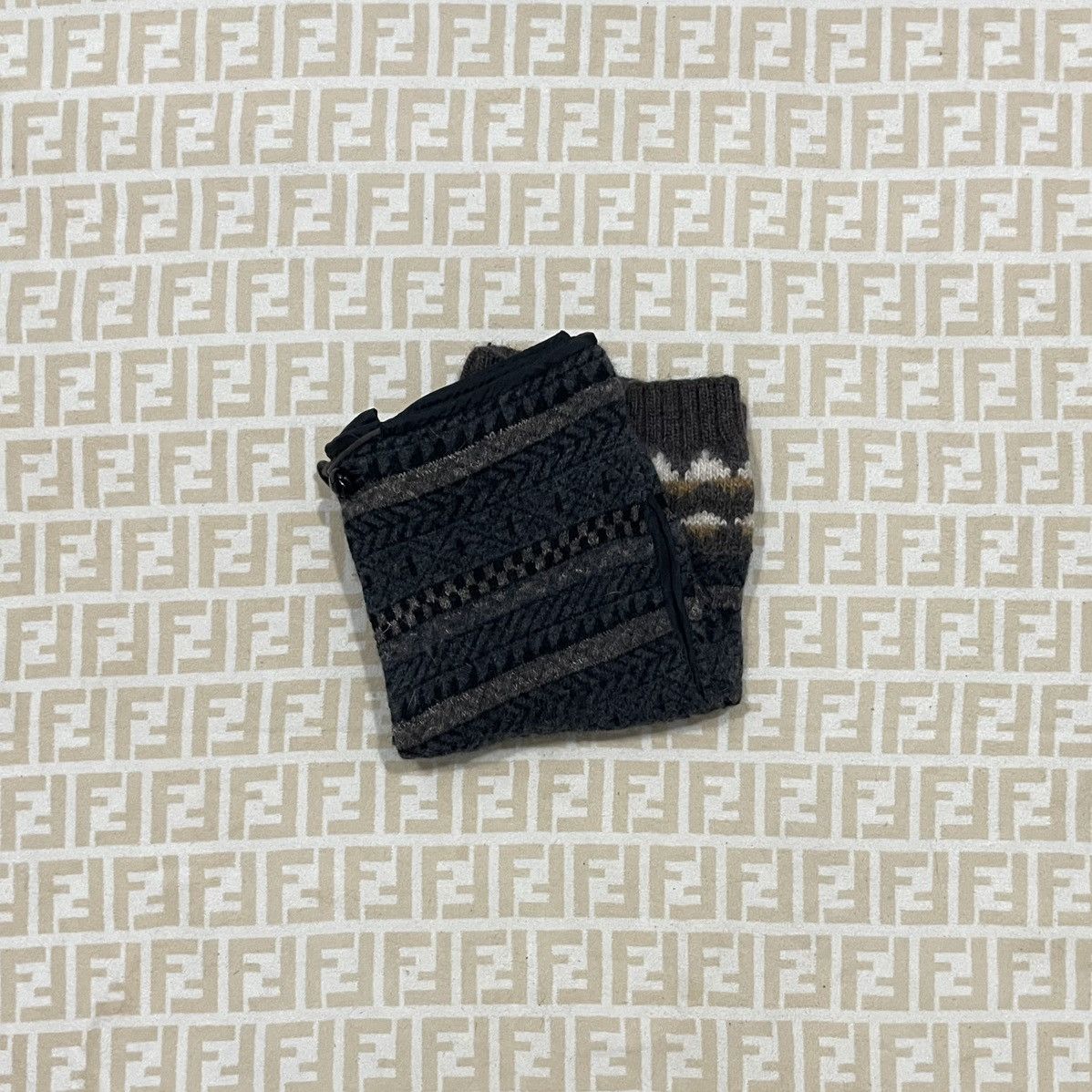Sacai × Vintage Sacai Wool Shorts Size US 32 / EU 48 - 1 Thumbnail