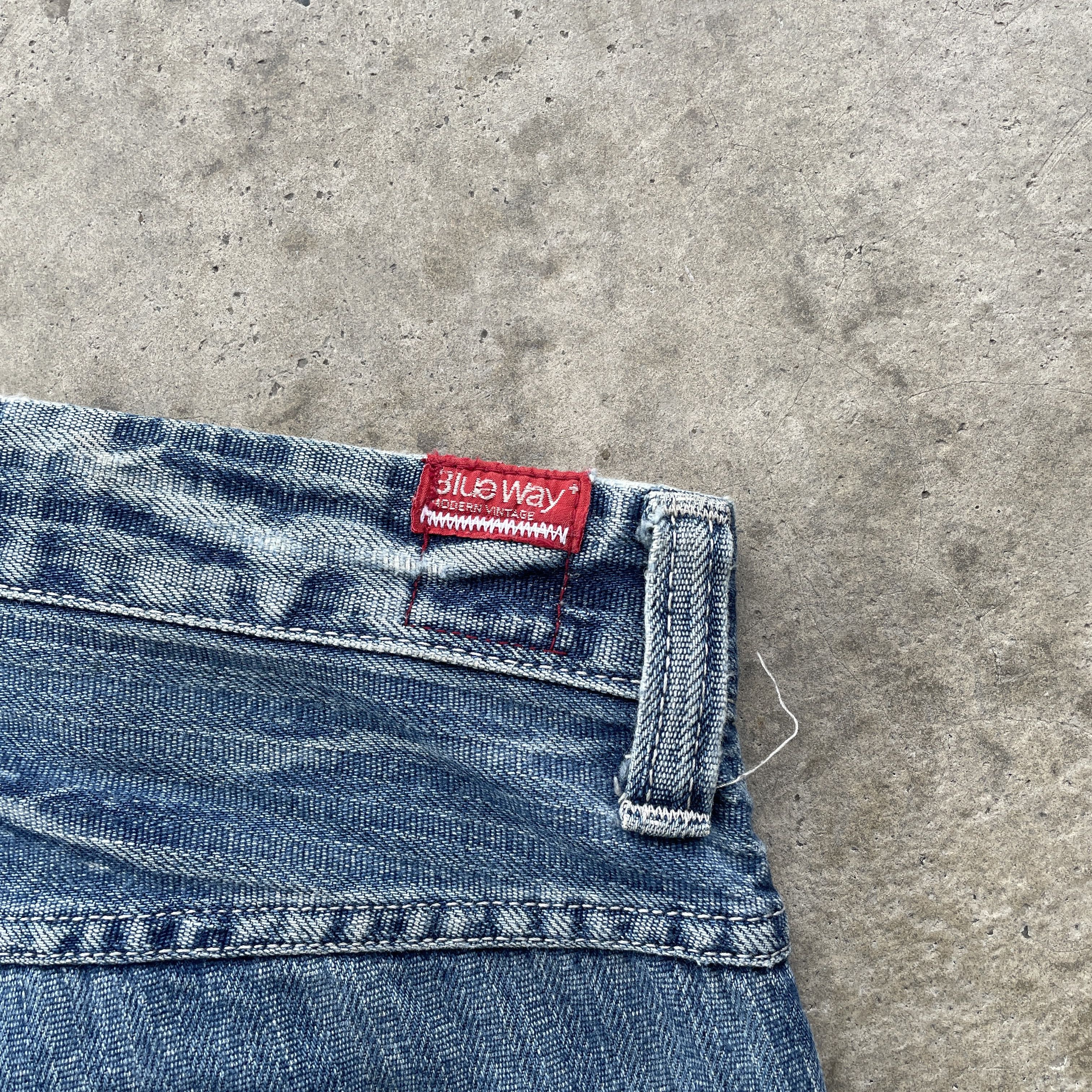 Japanese Brand VINTAGE JAPAN HBT FADED DENIM DISTRESSED JEANS PANTS W30 Size US 30 / EU 46 - 9 Thumbnail