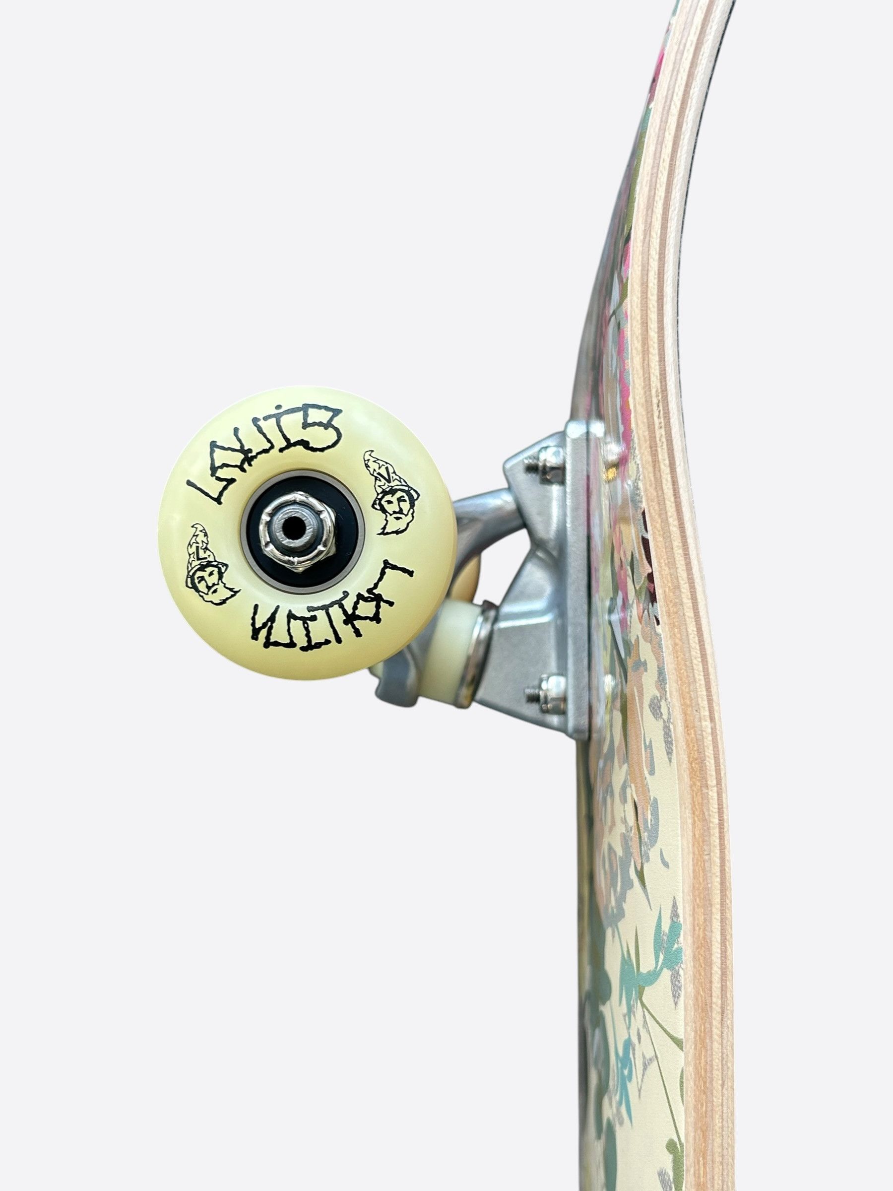 Louis Vuitton Louis Vuitton Multicolor Floral Monogram Skateboard Size ONE SIZE - 4 Thumbnail