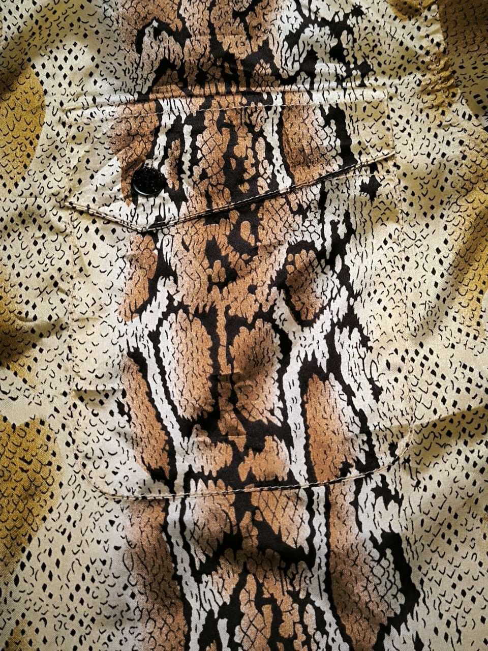 Japanese Brand × Vintage python pattern shirt Drop Head Size US L / EU 52-54 / 3 - 9 Thumbnail