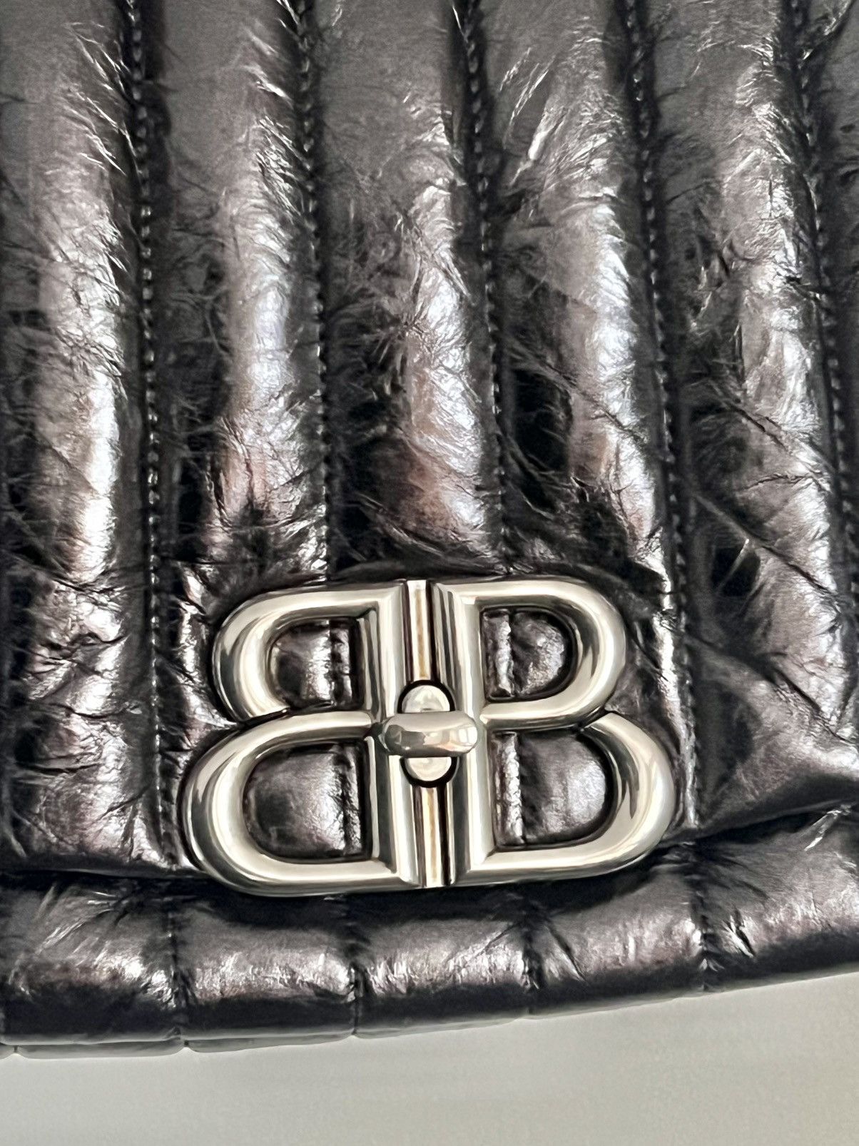 Balenciaga Balenciaga Monaco bag metallic quilted calfskin BB details. Size ONE SIZE - 4 Thumbnail