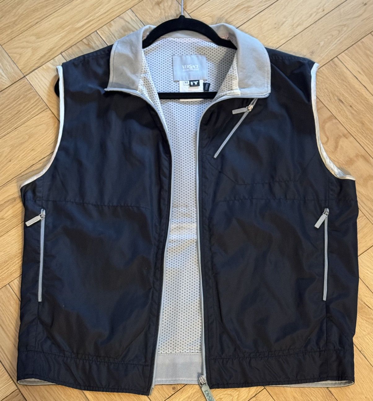 Versace Jeans Couture VINTAGE VERSACE JEANS ZIPPERED VEST Size US M / EU 48-50 / 2 - 2 Thumbnail