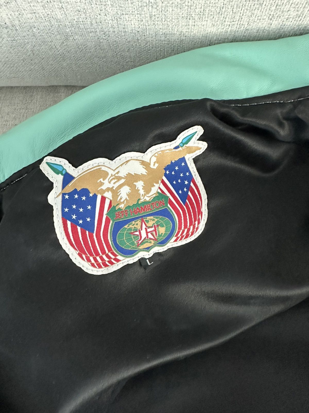 Jeff Hamilton Signed Jeff Hamilton x NBA logo jacket Size US L / EU 52-54 / 3 - 13 Thumbnail