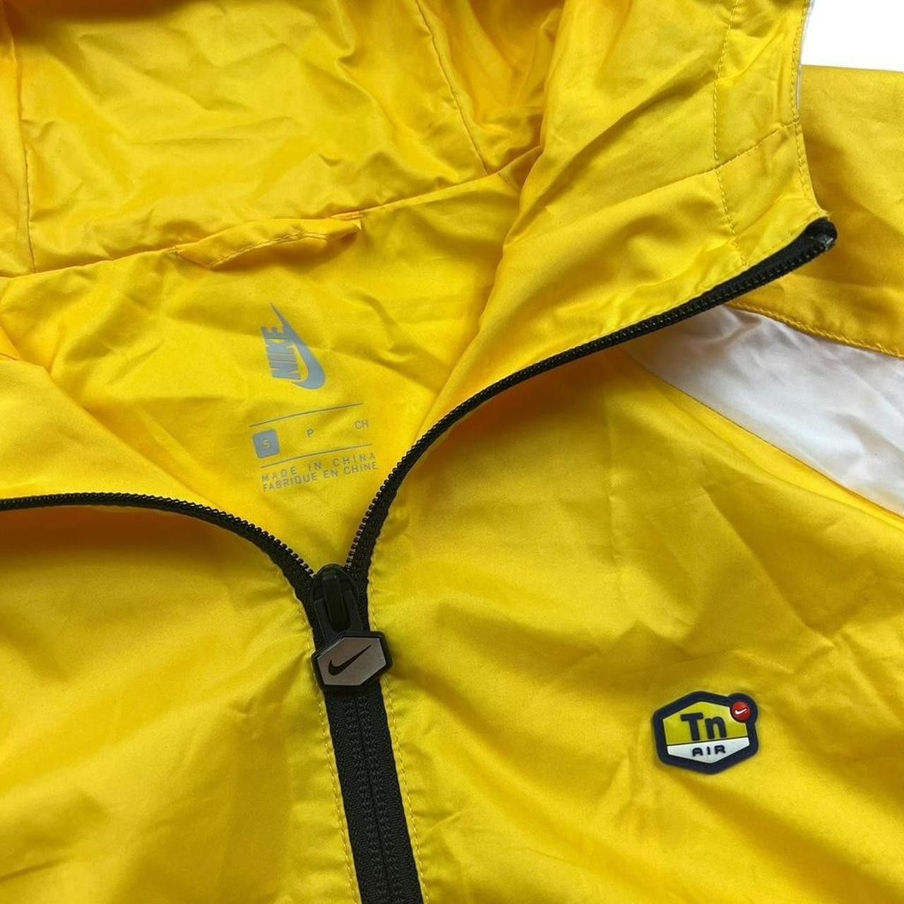 Nike Nike TN Sunset Windbreaker Jacket Yellow - Small Size US S / EU 44-46 / 1 - 8 Thumbnail