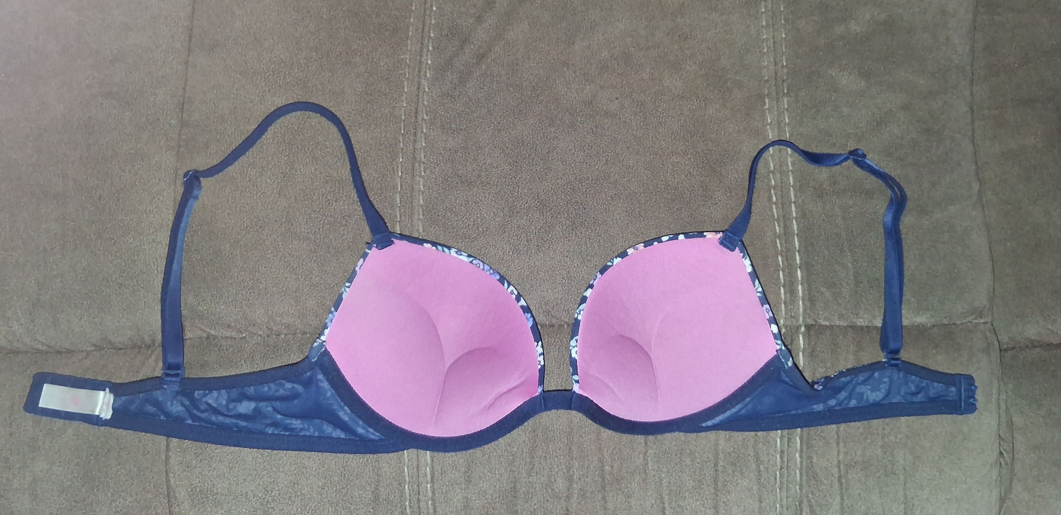 Victoria's Secret VICTORIA'S SECRET WEAR EVERYWHERE SUPER PUSH-UP BRA! 32A Size ONE SIZE - 5 Thumbnail