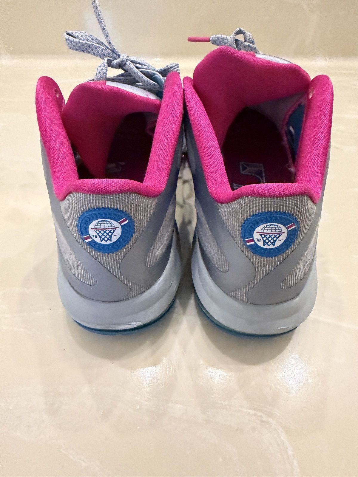 Nike Nike LeBron 9 Low "Fireberry" Size US 8.5 / EU 41-42 - 4 Thumbnail