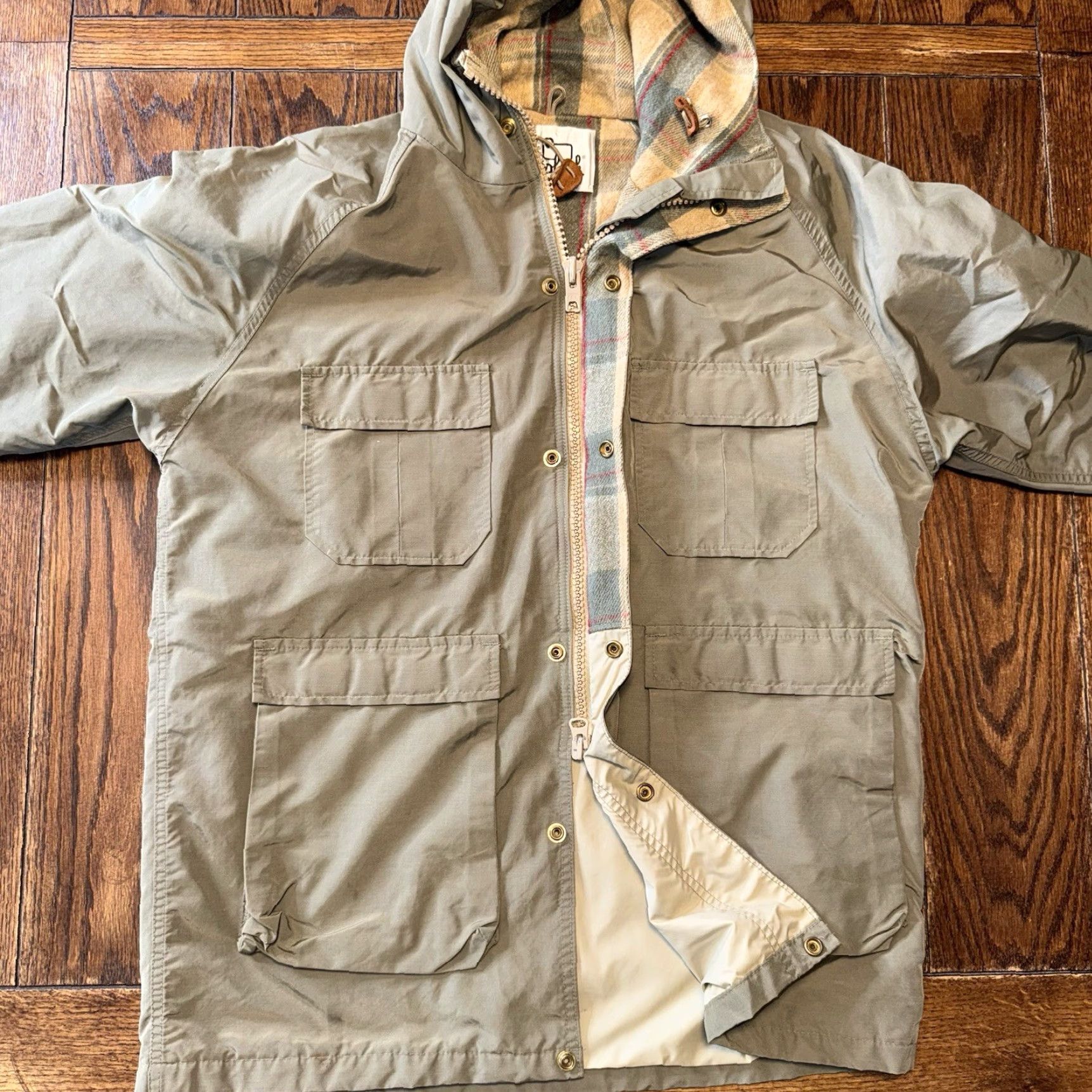 Vintage VINTAGE Woolrich Chore Field Jacket Hooded Wool Lined Zip Mens XL Green Parka 90s Outdoor USA Pattern Plaid Full Zip Button-Down Collar XLC Size US XL / EU 56 / 4 - 3 Thumbnail