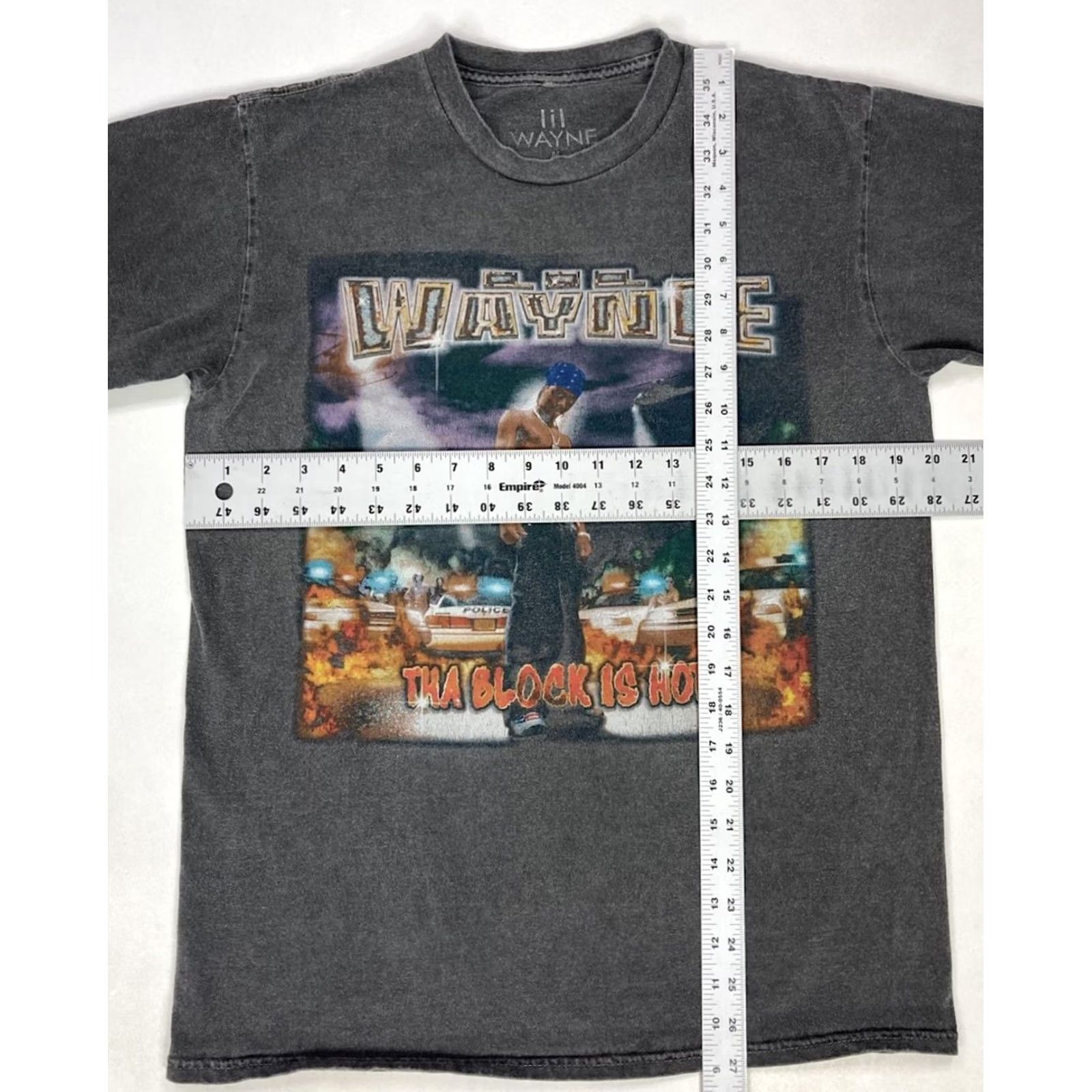 Vintage Lil Wayne Tha Block Is Hot Graphic T-shirt Men Medium Gray Short Sleeve Music Shirt Size US M / EU 48-50 / 2 - 5 Thumbnail