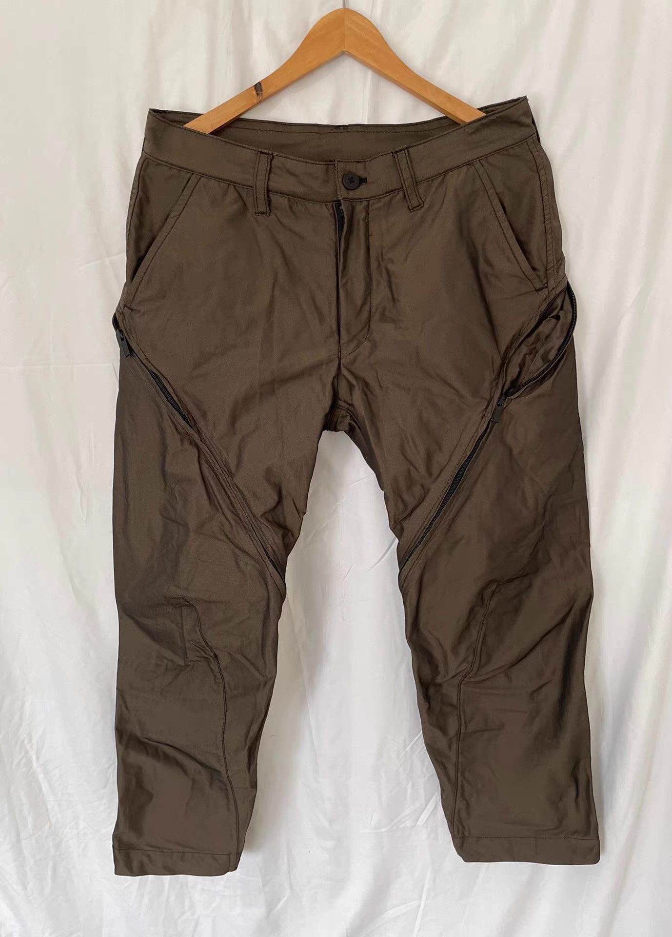 Issey Miyake Issey Miyake Men SS18 Zipper Cargo Pants Ｑ21 Size US 34 / EU 50 - 1 Thumbnail