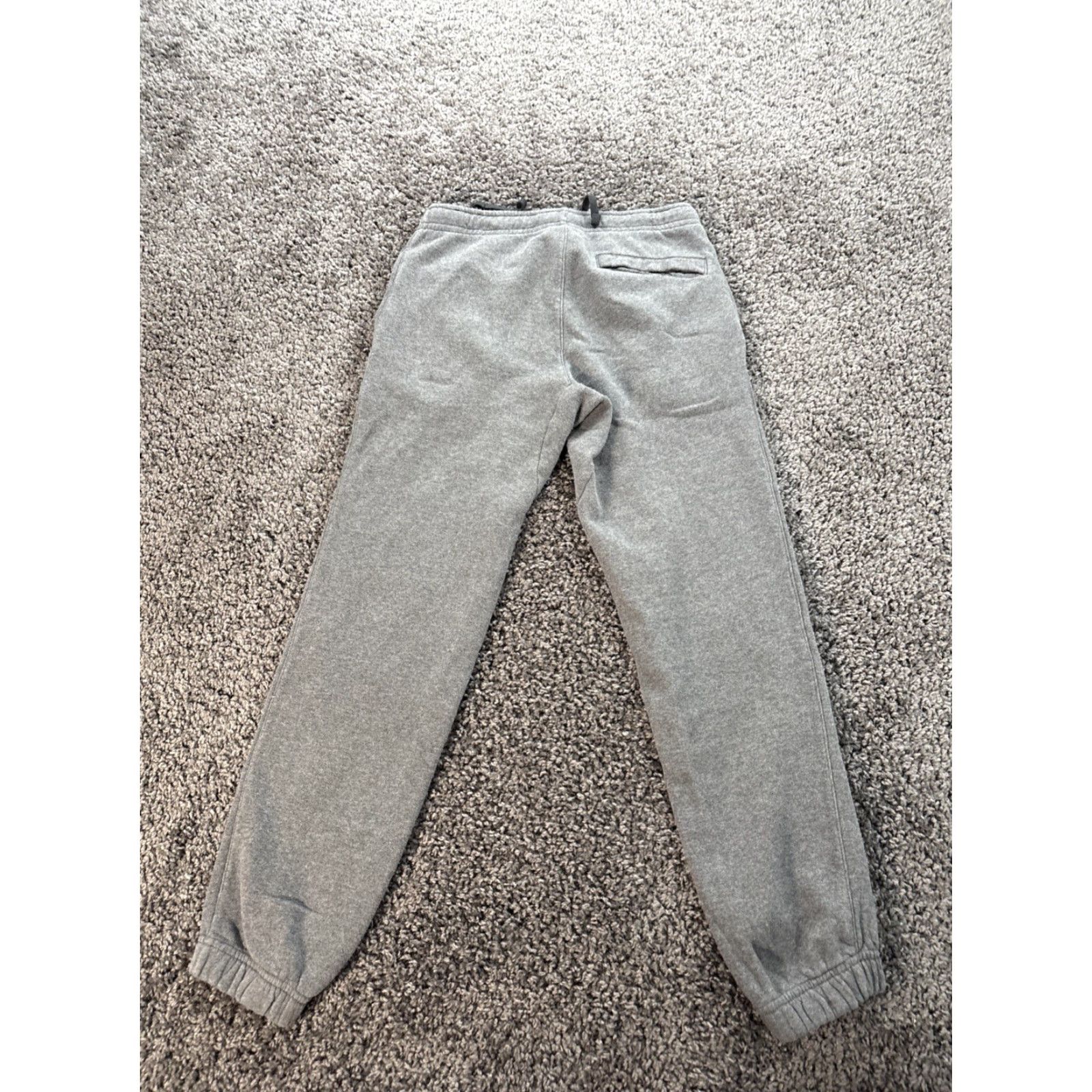 Nike Nike Club Sweatpants Mens Small Gray Fleece Embroidered Joggers 804406-071 Pants Activewear Size US 29 - 6 Thumbnail
